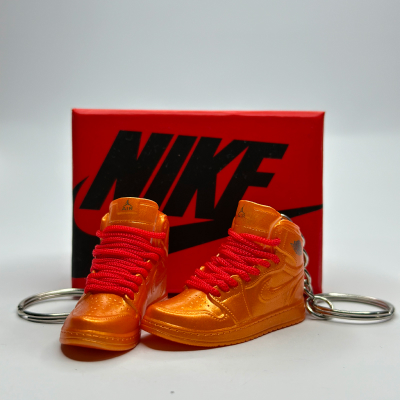 MiniSneakers pair in front of box - Detail View