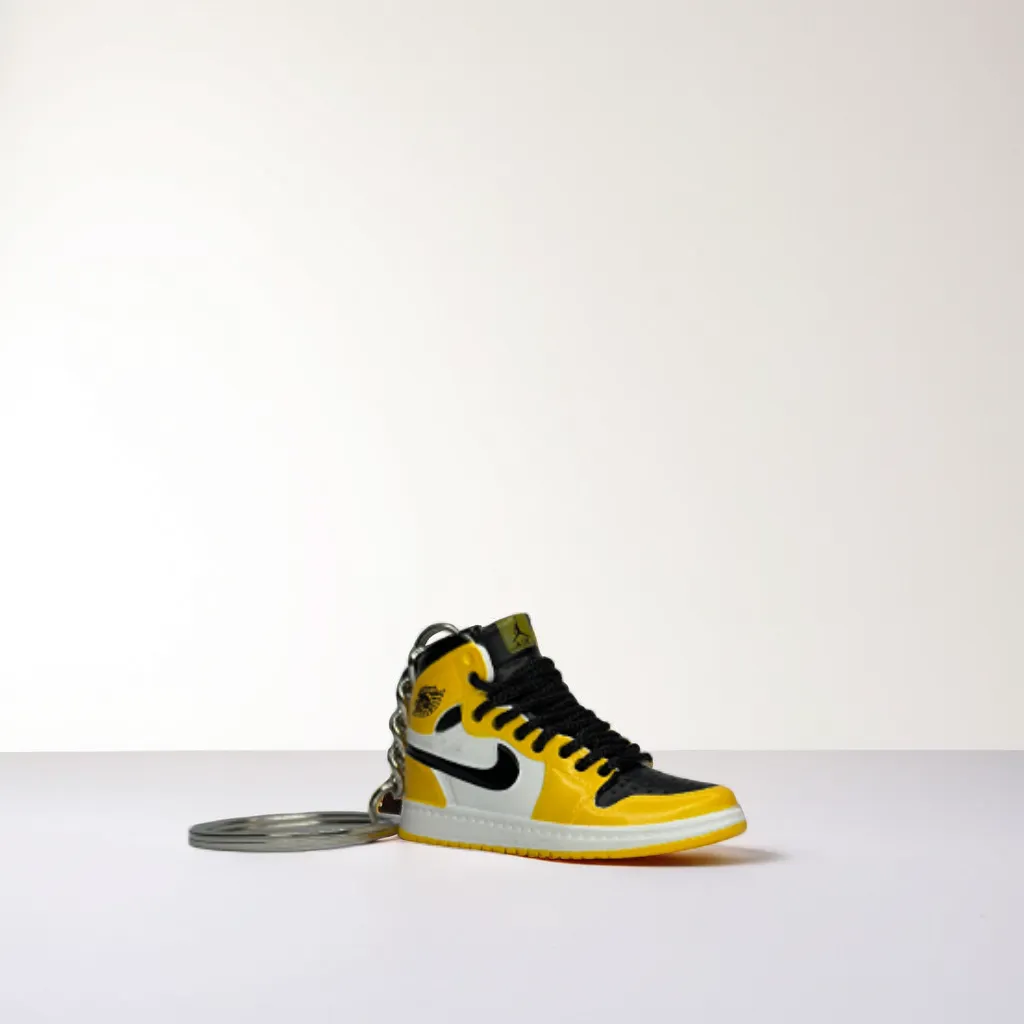 Single MiniSneakers Mid Yellow - Side View