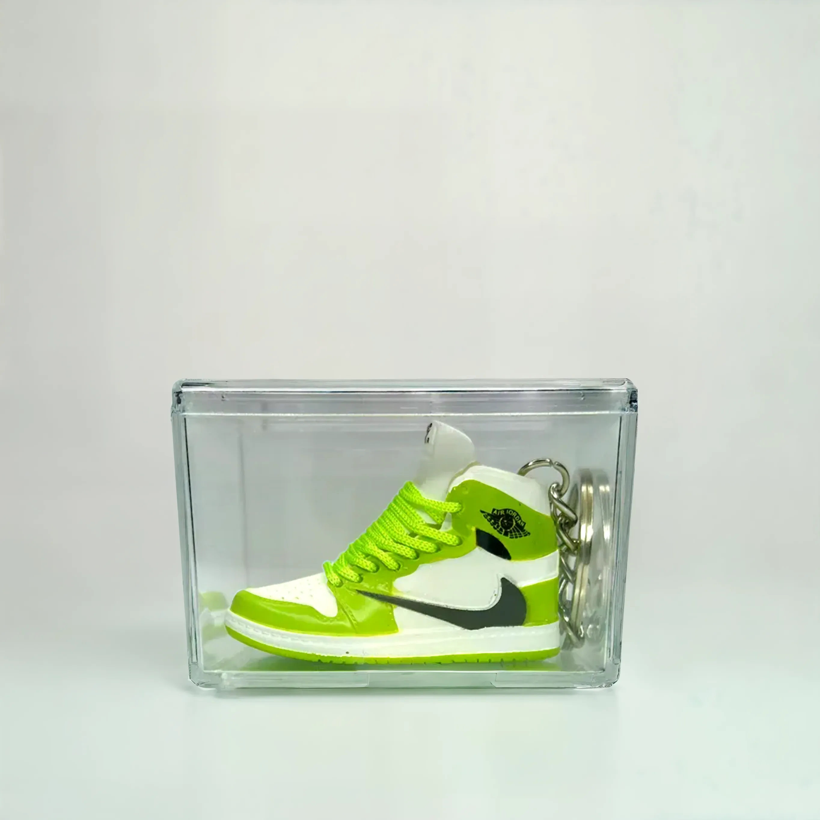 Single MiniSneakers Visionaire - Glass Box View